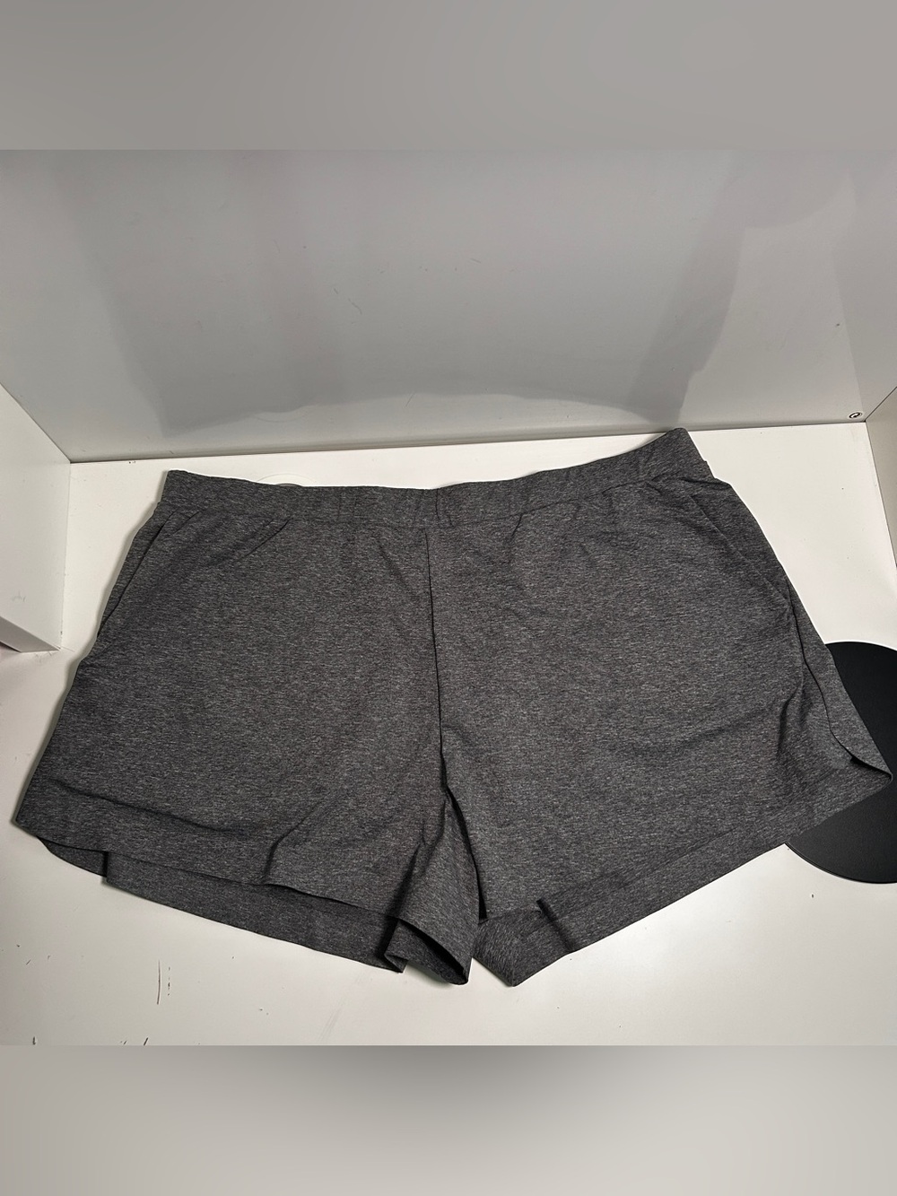 Uniqlo Women's Ultra Stretch Active Shorts Dark Gray -- Size XXL